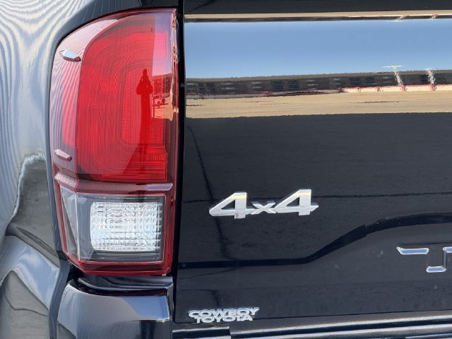 Used 2023 Toyota Tacoma SR AWD/4WD image 6
