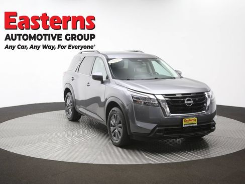 Used 2022 Nissan Pathfinder SV AWD/4WD image 53