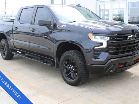 Used 2024 Chevrolet Silverado 1500 LT Trail Boss w/ Protection Package AWD/4WD image 1