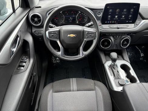 Used 2024 Chevrolet Blazer LT w/ Convenience Package FWD image 21