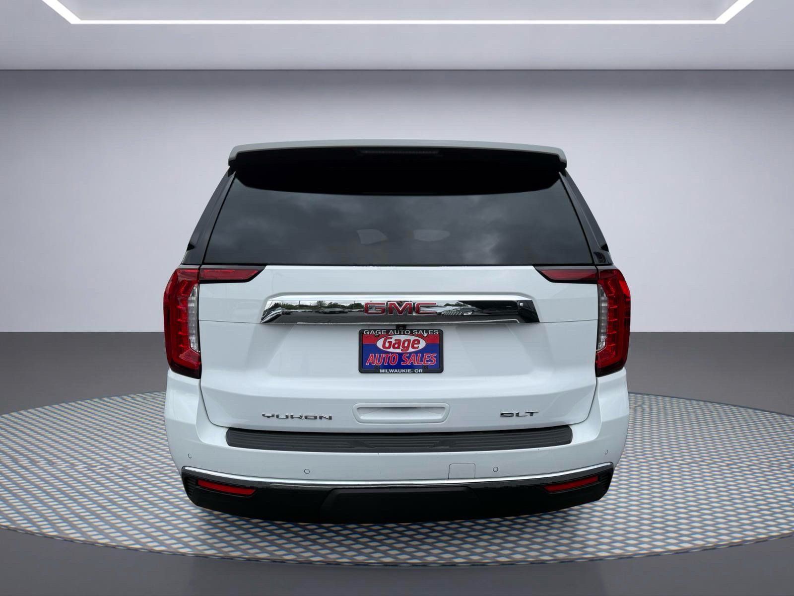 Used 2021 GMC Yukon XL SLT AWD/4WD image 5