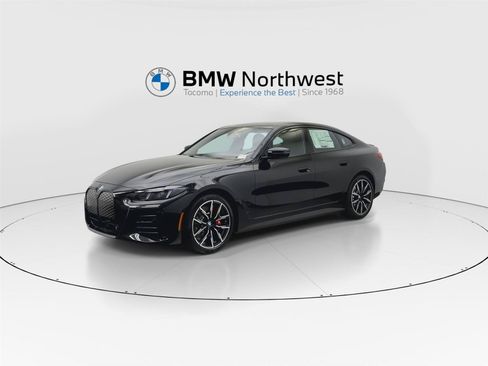 New 2026 BMW i4 xDrive40i w/ M Sport Package AWD/4WD image 9