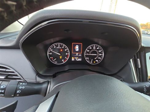 Used 2023 Subaru Legacy Premium image 36