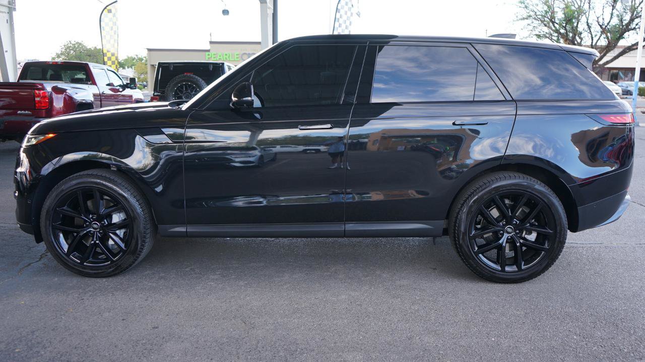 Used 2024 Land Rover Range Rover Sport SE AWD/4WD image 6