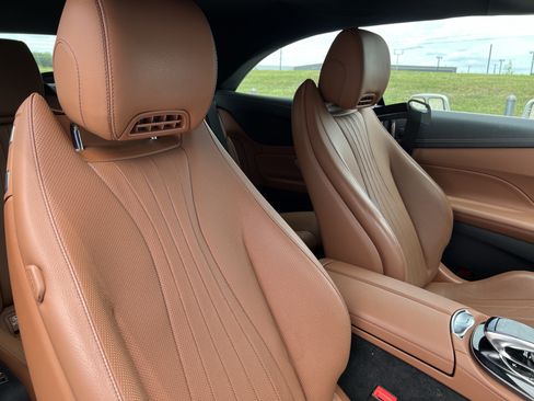 Used 2023 Mercedes-Benz E 450 Cabriolet image 35