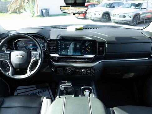 Used 2023 Chevrolet Silverado 1500 LTZ w/ LTZ Premium Package image 15