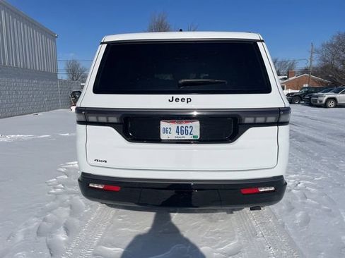 New 2026 Jeep Grand Wagoneer Limited image 14