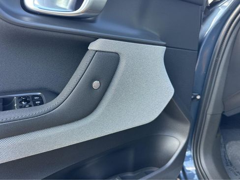 Used 2022 Polestar Polestar 2 w/ Performance Package image 33