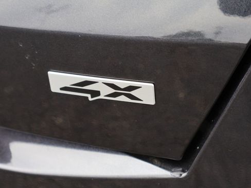 New 2026 Kia Sorento S AWD/4WD image 17