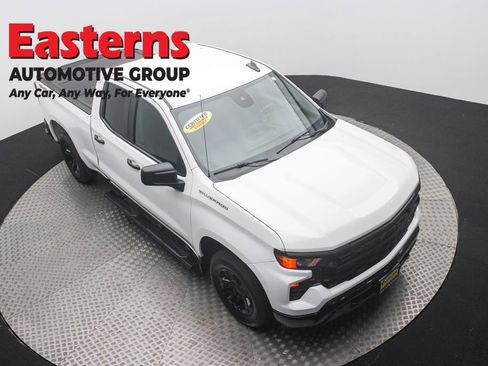 Used 2023 Chevrolet Silverado 1500 W/T w/ WT Value Package image 3