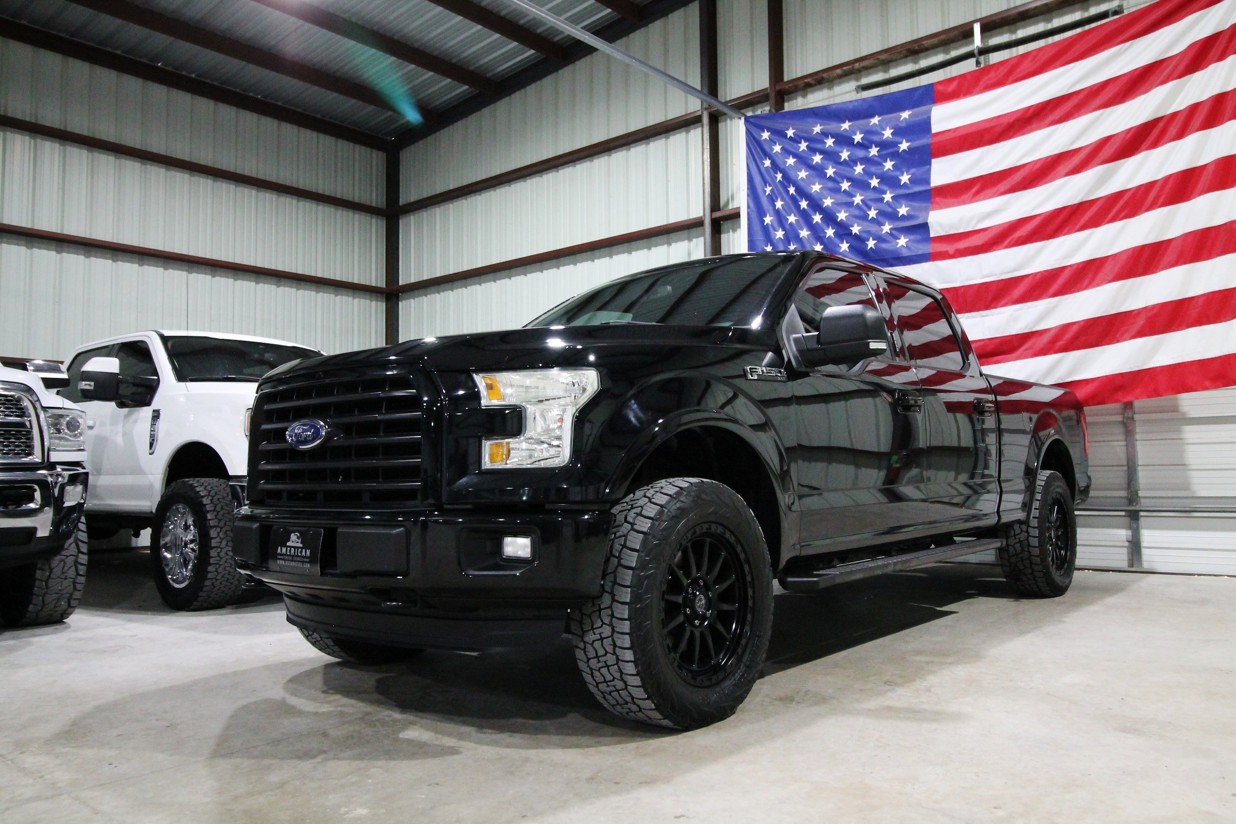 Used 2016 Ford F150 XLT w/ Equipment Group 301A Mid AWD/4WD image 3