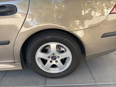 Used 2004 Saab 9-3 Linear image 10