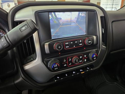 Used 2014 GMC Sierra 1500 SLE w/ SLE Value Package AWD/4WD image 19
