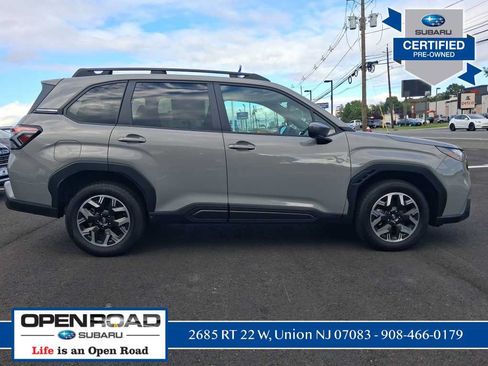Used 2026 Subaru Forester Premium AWD/4WD image 2
