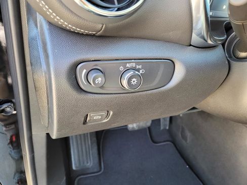 New 2026 Chevrolet Blazer LT w/ Convenience Package FWD image 18