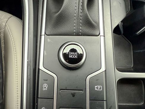 Used 2023 Kia Sorento S FWD image 27