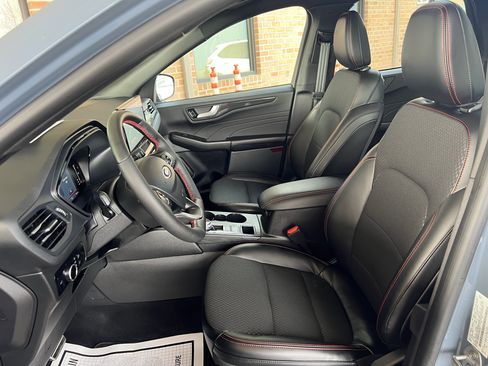 Used 2023 Ford Escape ST-Line w/ Tech Pack #1 image 14