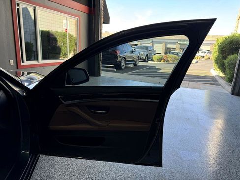 Used 2015 BMW 528i Sedan image 17