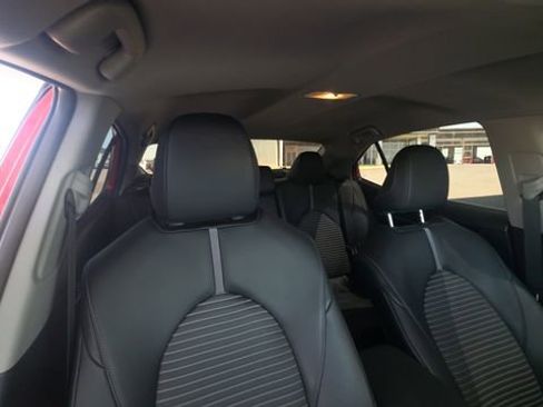 Used 2023 Toyota Camry SE FWD image 31