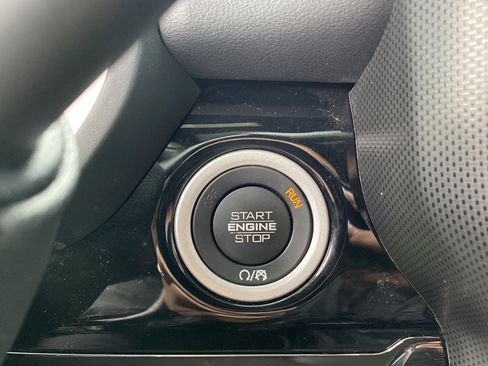 Used 2025 RAM 3500 Limited image 36