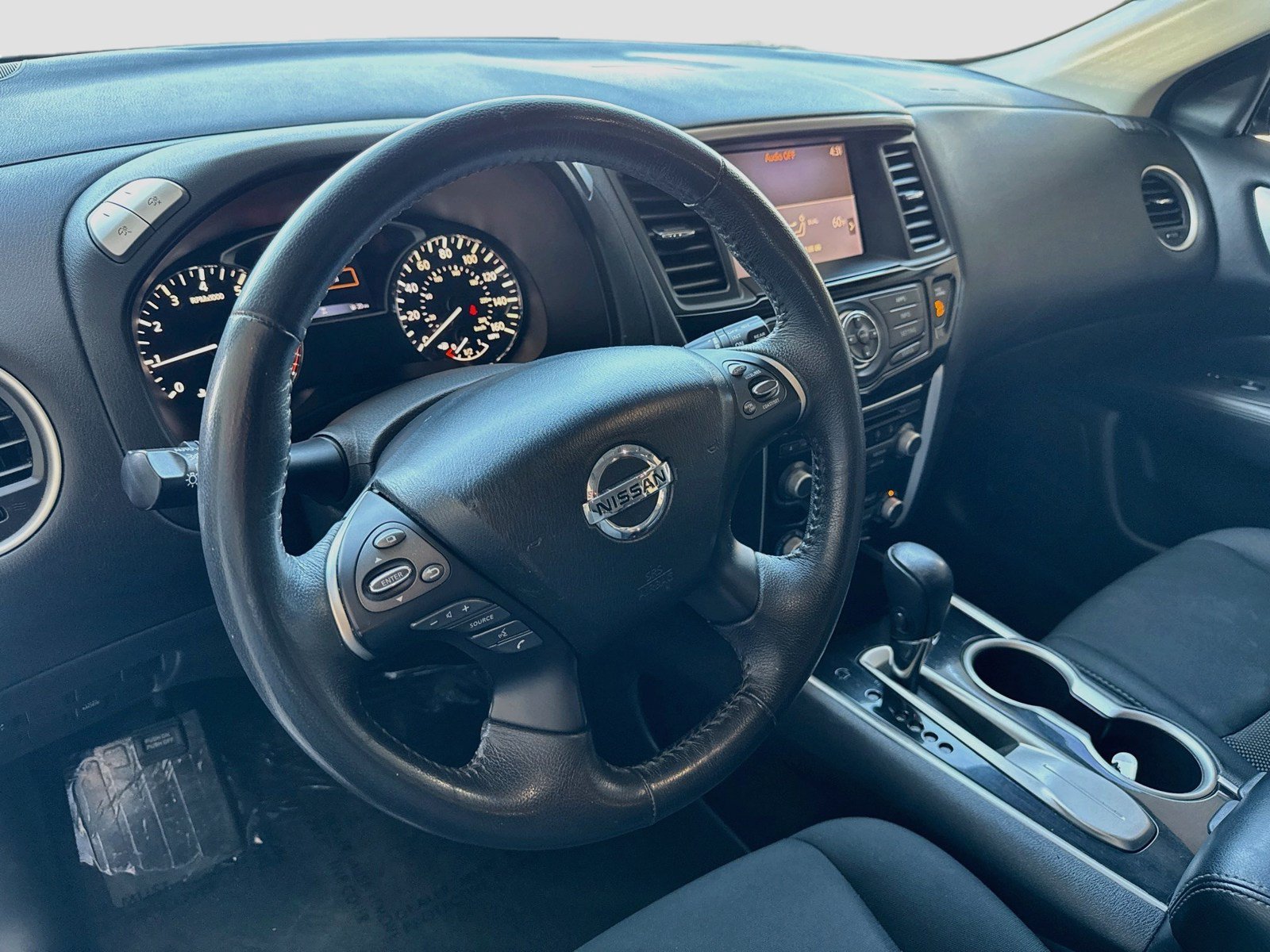 Used 2018 Nissan Pathfinder SV FWD image 7