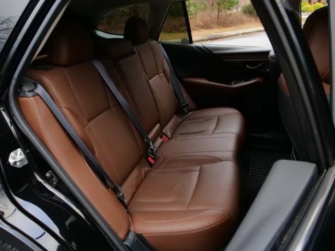 Used 2020 Subaru Outback Touring XT image 38