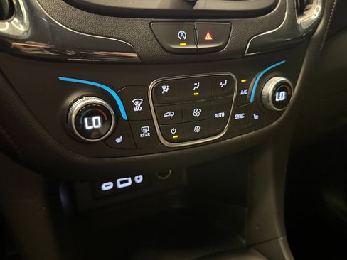 Used 2024 Chevrolet Equinox RS w/ RS Leather Package image 14