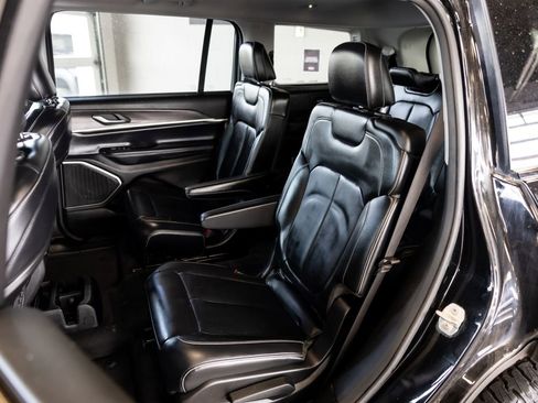 Used 2021 Jeep Grand Cherokee L Limited image 10