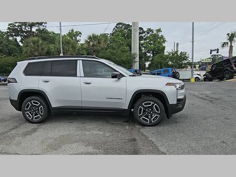 New 2026 Jeep Cherokee Laredo AWD/4WD image 34