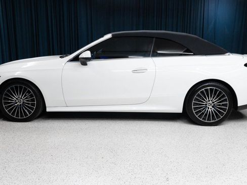 Certified 2026 Mercedes-Benz CLE 450 4MATIC Cabriolet image 8