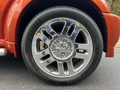 Used 2007 Dodge Nitro R/T image 24