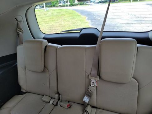 Used 2020 Nissan Armada Platinum w/ Captain's Chairs Package RWD image 15