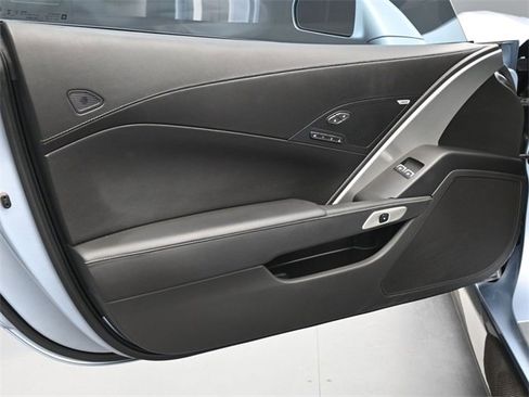 Used 2017 Chevrolet Corvette Z06 image 15