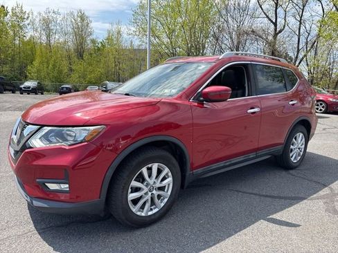 Used 2017 Nissan Rogue SV w/ Sun & Sound Touring Package AWD/4WD image 20