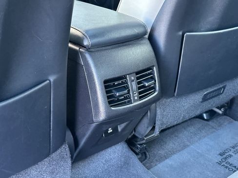 Used 2013 Lexus ES 350 w/ Luxury Pkg image 14