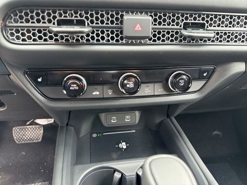 New 2026 Honda HR-V Sport image 16