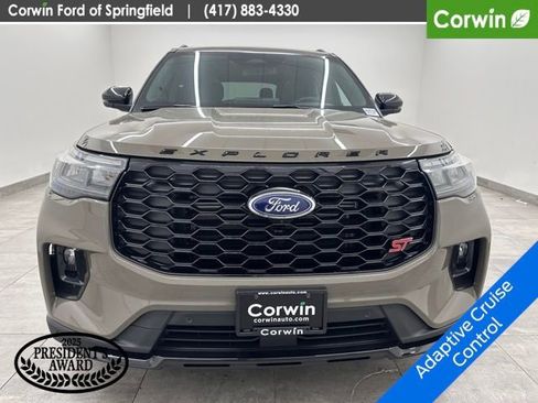New 2026 Ford Explorer ST w/ Sun And Sound Package image 7