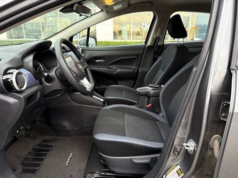 Used 2024 Nissan Versa SV FWD image 12