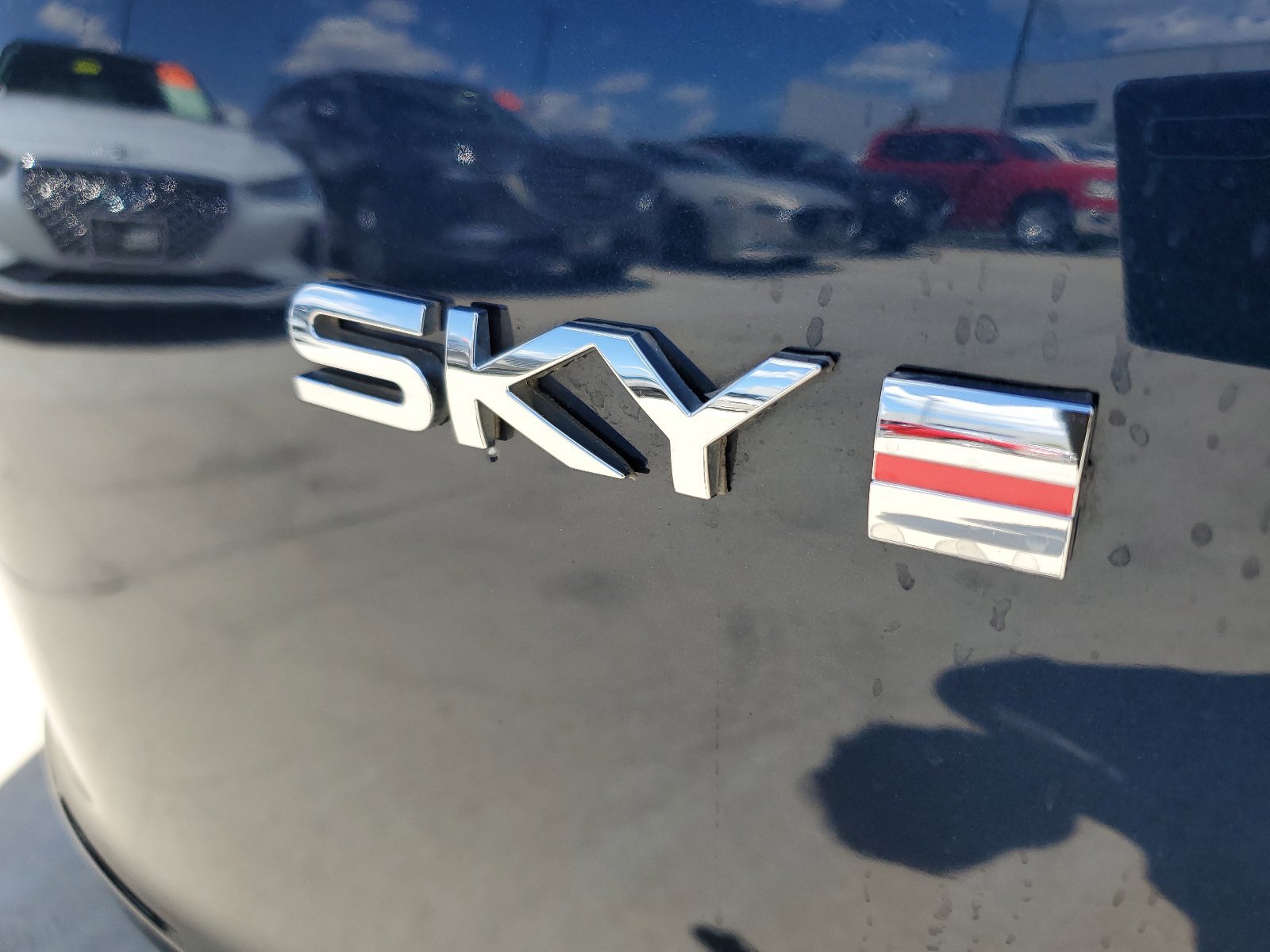 Used 2008 Saturn Sky Red Line RWD image 13
