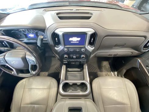 Used 2021 Chevrolet Silverado 1500 LT Trail Boss w/ Convenience Package II AWD/4WD image 23