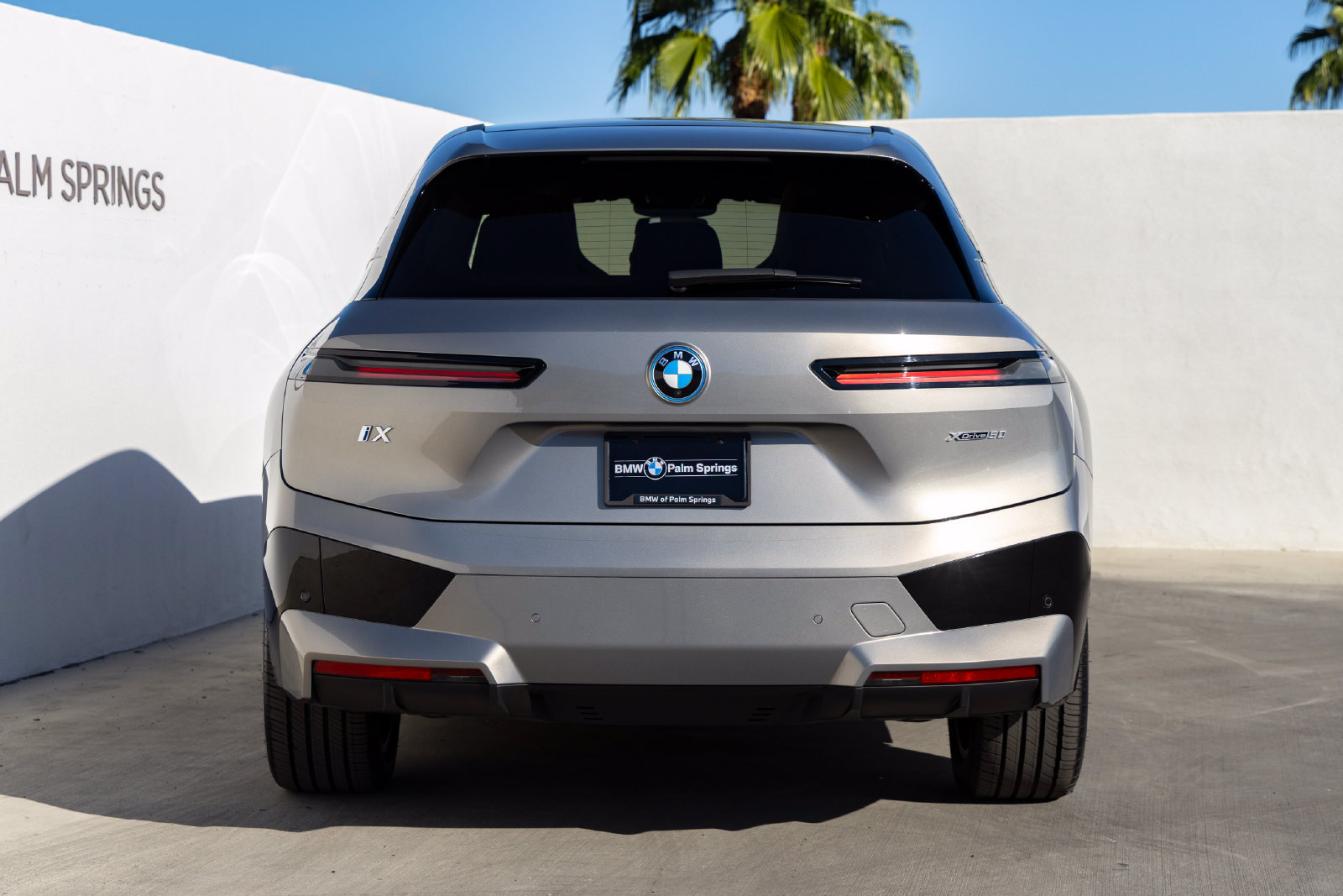 Certified 2024 BMW iX xDrive50 w/ Sport Package AWD/4WD image 7