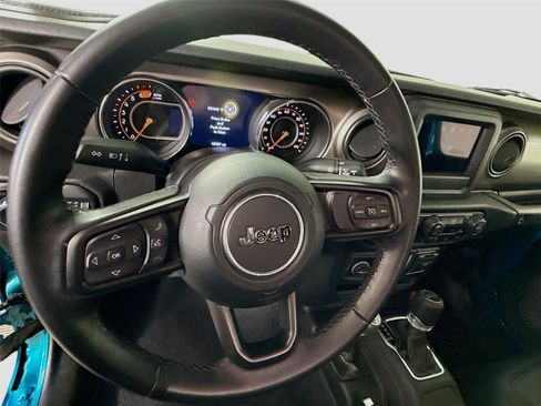 Used 2020 Jeep Wrangler Sport AWD/4WD image 5