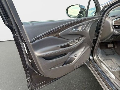 Used 2019 Buick Envision Essence image 18