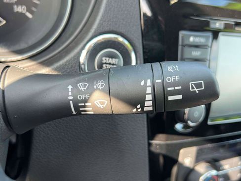 Used 2020 Nissan Rogue Sport SL AWD/4WD image 15