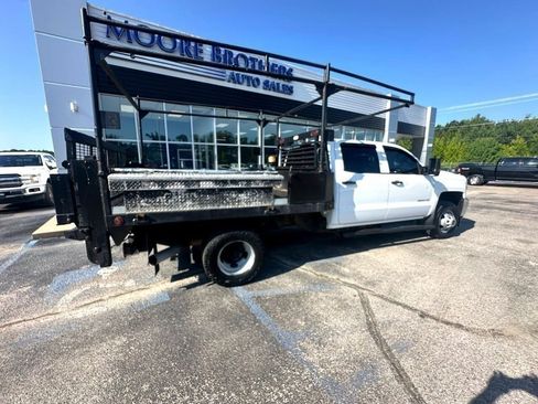 Used 2018 Chevrolet Silverado 3500 W/T w/ WT Convenience Package image 3