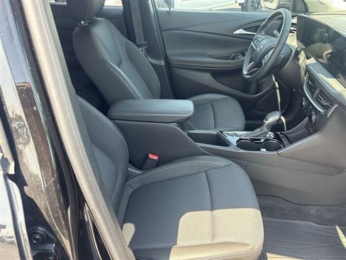 Certified 2024 Buick Encore GX Preferred FWD image 26
