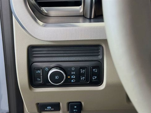 New 2026 Ford F350 Platinum w/ Platinum Plus Package image 19
