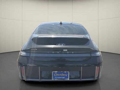 Used 2024 Hyundai Ioniq 6 SE RWD image 6