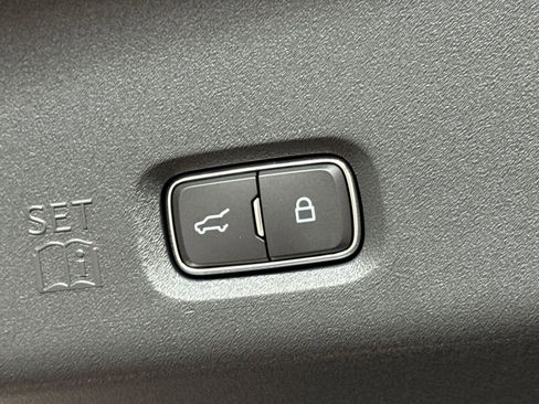 New 2026 Ford Expedition Platinum w/ Stealth Performance Package image 43