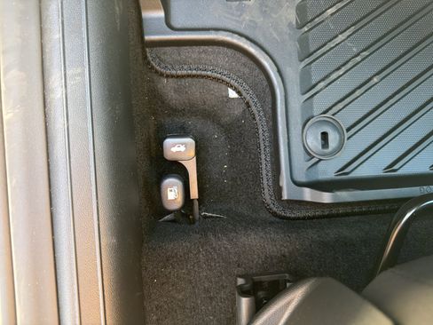 New 2026 Hyundai Elantra SE image 13